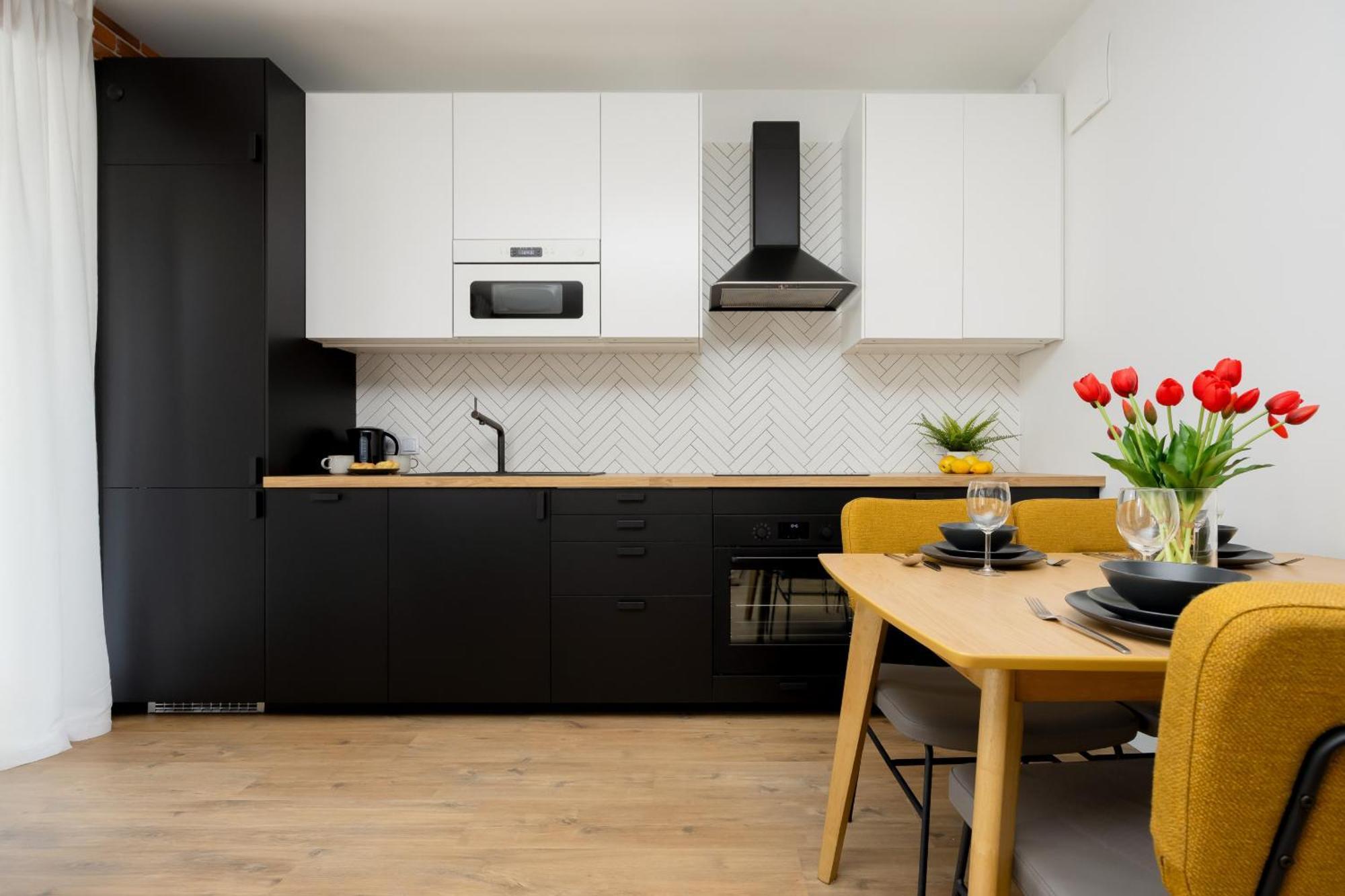 Komfortowy Apartament Dla 4 Osob Z Parkingiem By Noclegi Renters Varşovia Exterior foto
